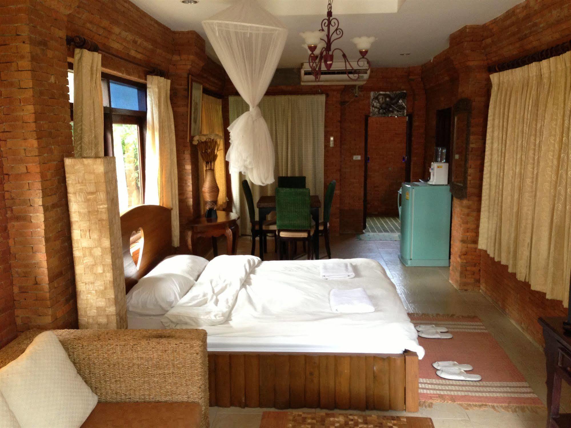 Wiangjintra Lanna Living Hotel Hang Dong Bagian luar foto